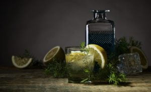 Read more about the article Giv dine ansatte en rigtig god flaske gin til jul